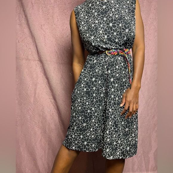 Cute black and whit w stretchy maternity dress size XL no flaws floral flowers - Picture 5 of 8